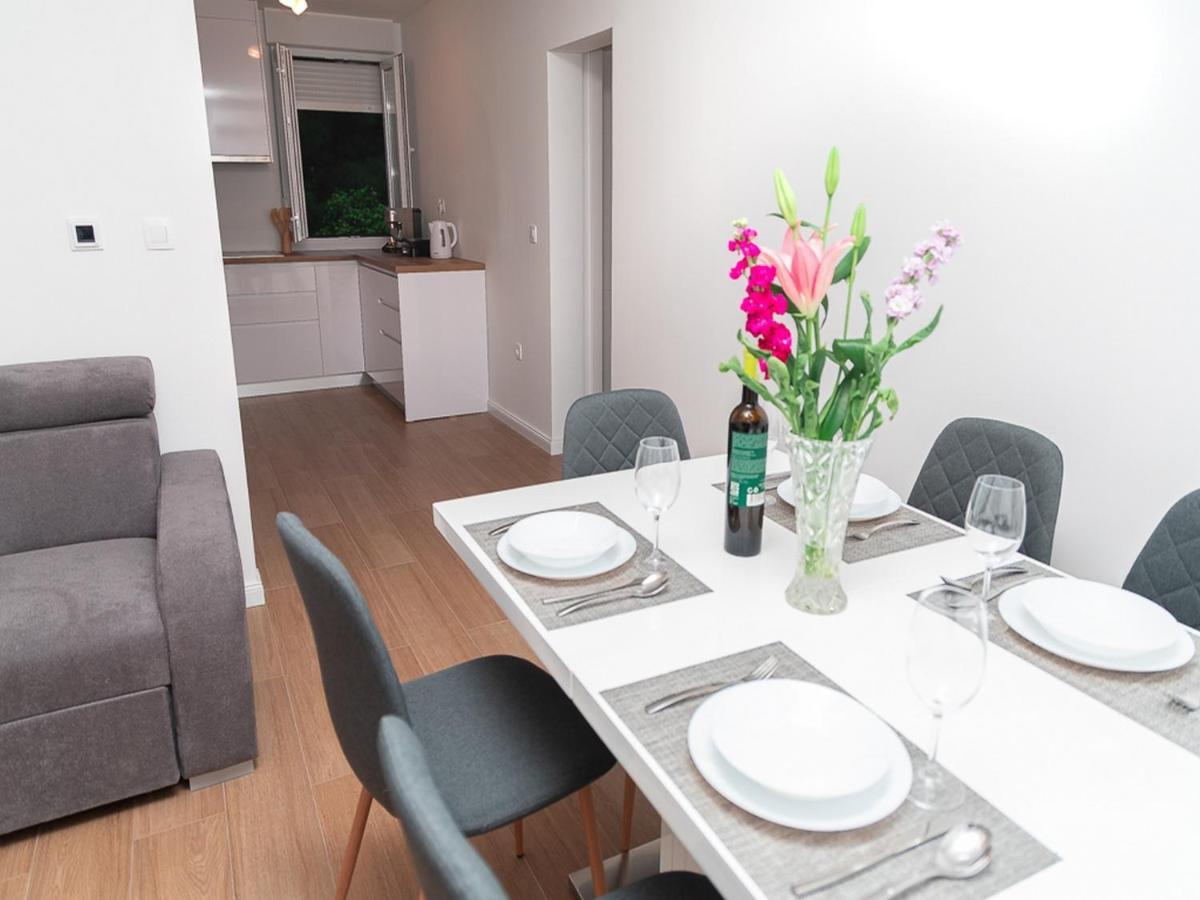 Apartment Matea Mokošica Buitenkant foto